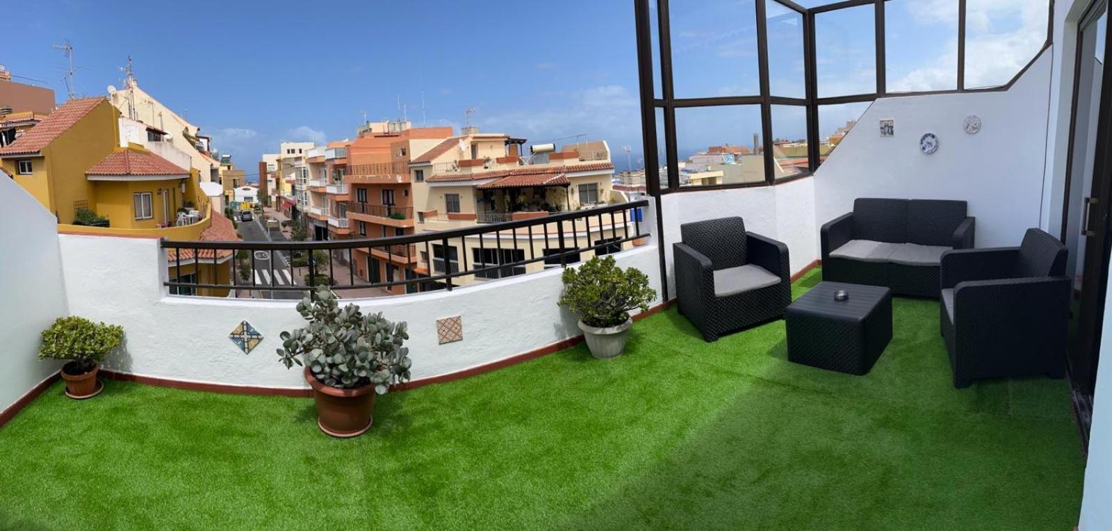 3 Dormitorios. Terraza. Bus Stop لوس رياليخوس المظهر الخارجي الصورة
